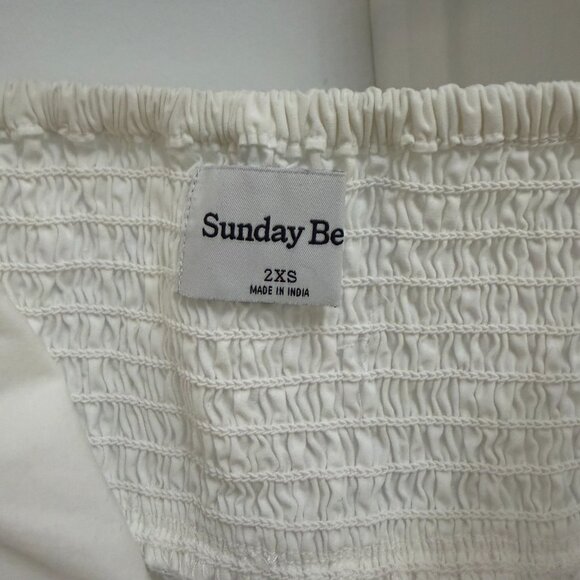 Aritzia Sunday Best Cotton Delphine Poplin Camisole in White - Picture 4 of 13